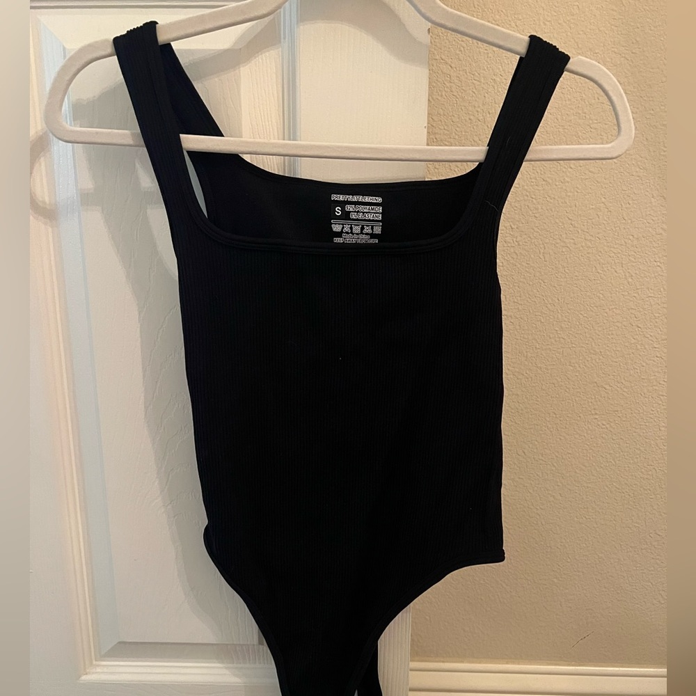 Pretty Little Thing Black BodySuit Size Small Great Condition